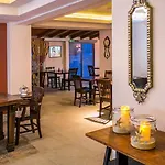 호텔 Thalassies 3*