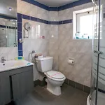 Thalassies מלון 3*