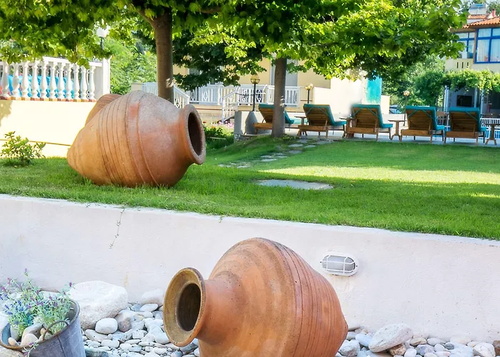 Отель Thalassies