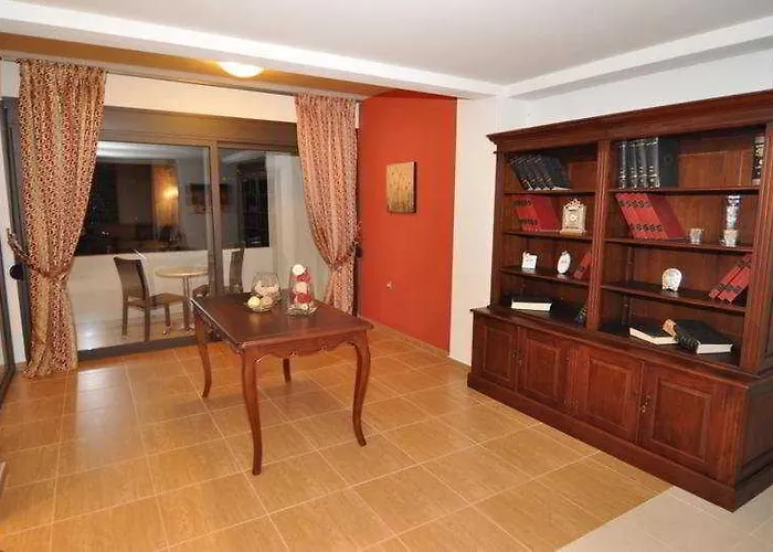 Thalassies Отель Лименария